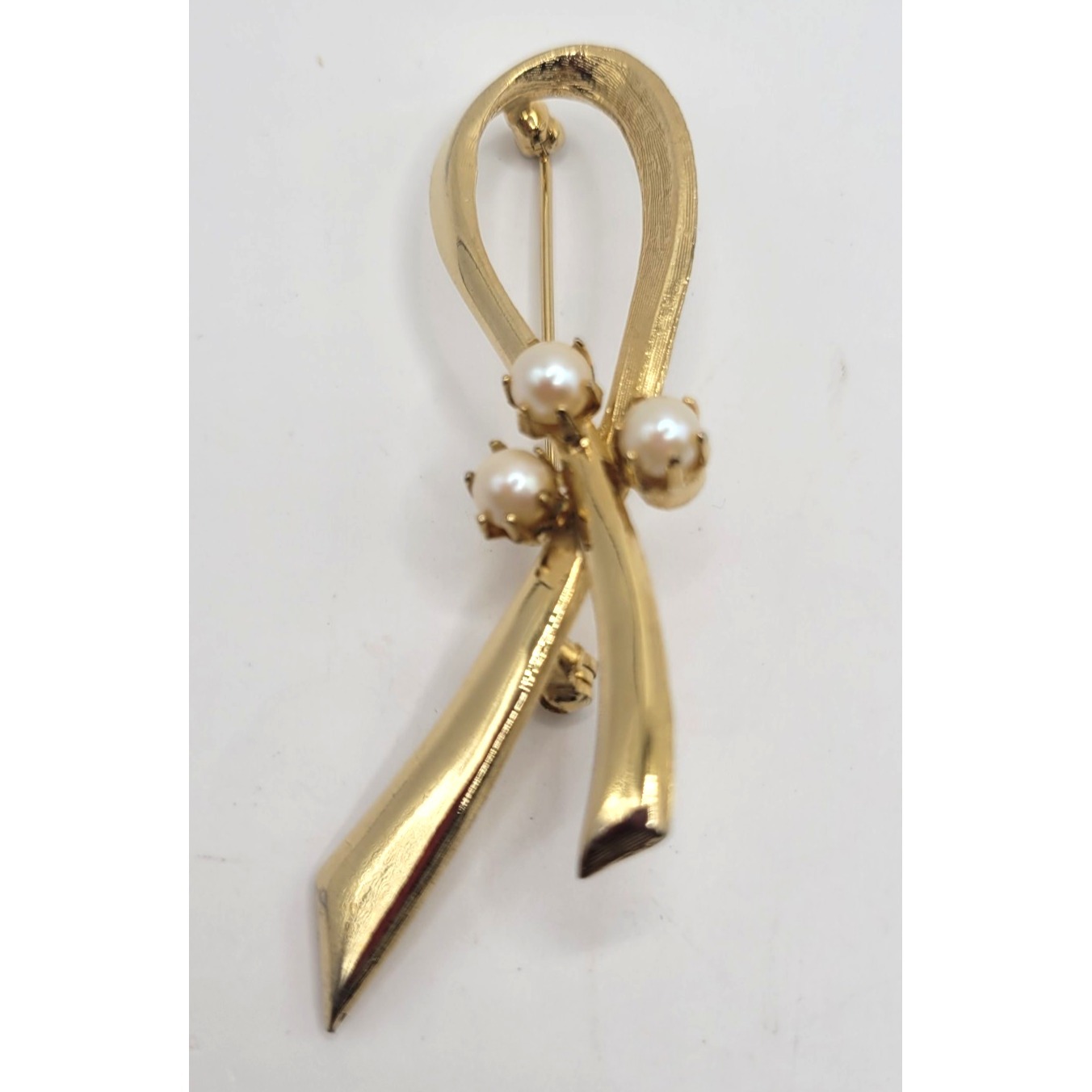 Vintage Brooks Brooch Bow Beautiful Yellow Gold Pearl Signed